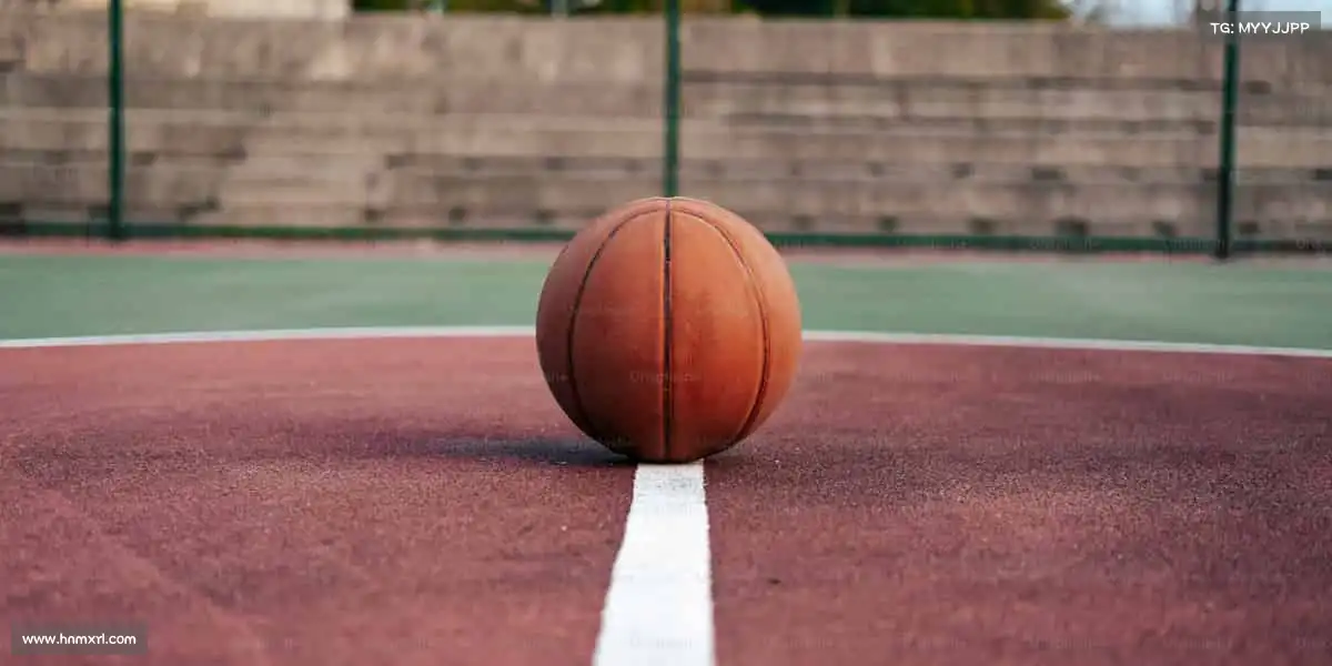 <strong>ued官网</strong>🏀投篮的弧度，是梦想起飞的轨迹！